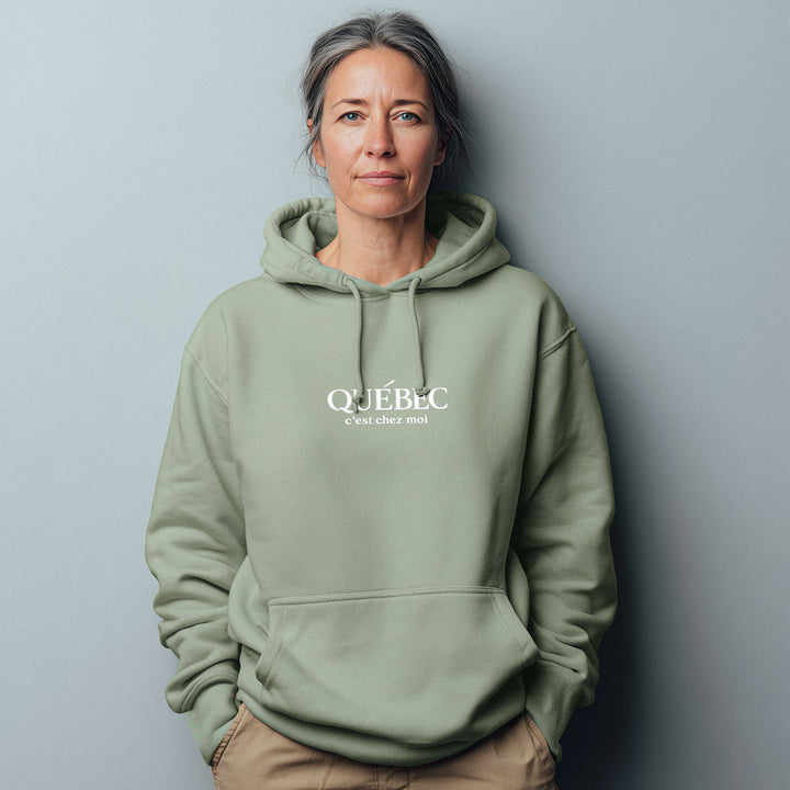 Hoodie brodé Québec — c’est chez moi