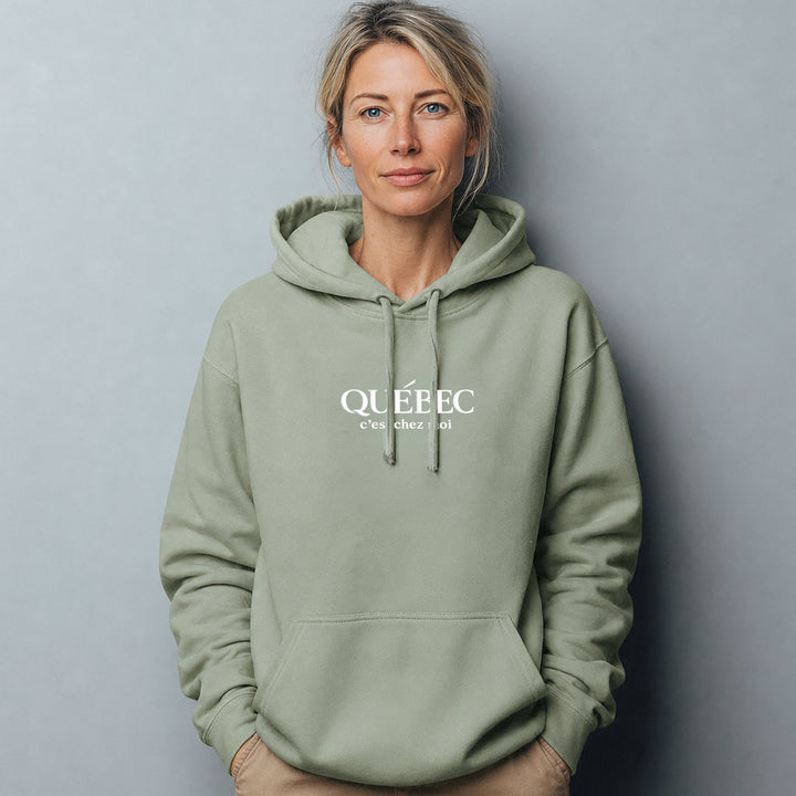Hoodie brodé Québec — c’est chez moi